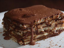 Pavê de chocolate simples: confira a receita