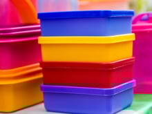 Como organizar os potes na cozinha: confira as dicas