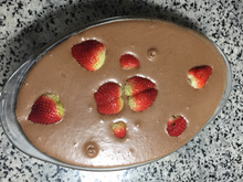 Torta de chocolate com morango