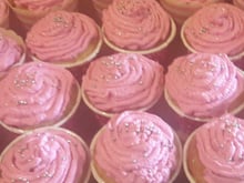 Cupcakes com pontinhos