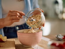 Para que serve deixar a aveia de molho antes de comer? Esses são os benefícios e como fazer do jeito certo