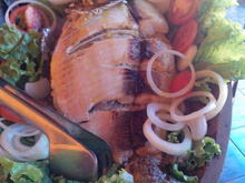 Pacu recheado com carne de piranha