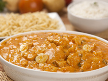 Estrogonofe de lombo com arroz e feijão