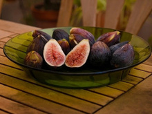 Figo é vegano? Entenda a polêmica sobre o consumo da fruta
