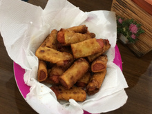 Enroladinho de salsicha com massa de pastel