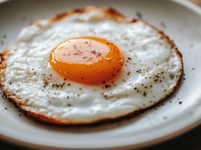 Júlia Farré, nutricionista e dietista: “Consumir proteína no café da manhã ajuda a aumentar a sensação de saciedade e a prolongar até o almoço.”