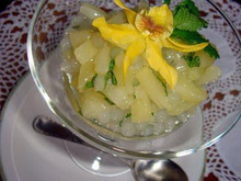 Sagu de abacaxi sem leite