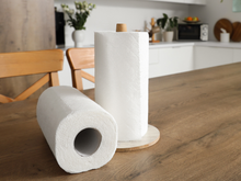 Encontrei estes suportes de papel toalha perfeitos e minha cozinha nunca esteve tão linda e organizada