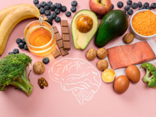 Essa é a lista completa dos alimentos que melhoram a memória, de acordo com a IA: os 5 principais vão te surpreender