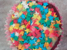 Cupcake estrelado - chocolate e brigadeiro branco