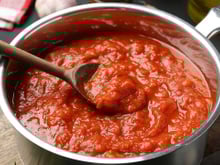 Molho de tomate caseiro sem cebola e sem alho: não acreditei que daria certo, mas é o melhor que já comi!