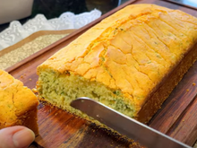 Bolo salgado de liquidificador SEM FARINHA DE TRIGO para um lanche simples e surpreendente