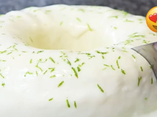 Esse é o sorvetão de limão mais fácil do mundo: apenas 3 ingredientes e fica muito cremoso