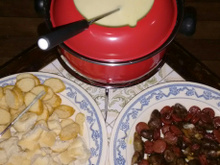 Fondue de queijo barato e fácil