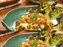 3 saladas com frutas para quem ama um agridoce refrescante nos dias de calor