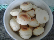Pão de queijo rápido