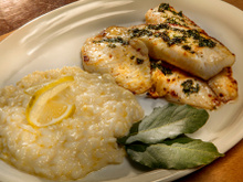 Quer preparar um jantar especial, fácil e com cara de comida de restaurante chique? Aposte nesse risoto de limão siciliano