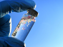 "O café também está na lista: essa bebida impressiona com até 6x mais microplásticos do que refrigerante, revela estudo "