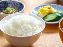 Nem vinagre, nem caldo de galinha: esse é o ingrediente que os japoneses colocam no preparo do arroz para deixar mais saboroso e macio