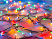Como escolher as melhores luzes de Natal de LED para iluminar as festas de fim de ano e reaproveitar nos próximos anos