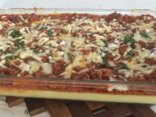 Polenta cremosa com carne moída é minha comida de conforto no frio e essa receita do TudoGostoso lembra a que minha avó preparava