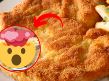 Um ingrediente simples deixa o bife à milanesa de forno supercrocante