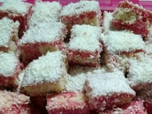 Bolo gelado com gelatina