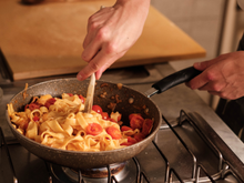 Cozinha bem equipada: jogo de frigideira Tramontina por menos de R$ 100