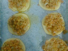 Polenta à manteiga com cenoura e cebola
