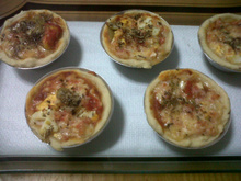 Pizza portuguesa na forminha de empada