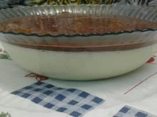 Mousse de maracujá com cobertura cremosa de chocolate