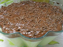 Cremoso, geladinho e viciante: o doce de coco com chocolate do TudoGostoso virou a sobremesa favorita aqui de casa