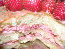 Bolo mousse de morango