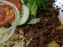 Arroz com carne moída e batata