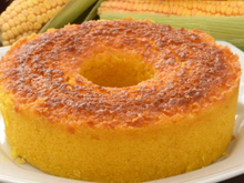 Aprenda a fazer um rápido bolo de milho com massa fofinha e molhadinha