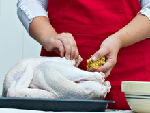 Como rechear o peru de Natal: confira as dicas e 2 receitas deliciosas