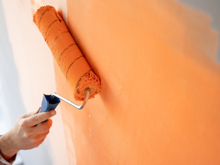 Adeus, pintura tradicional: nova tendência para pintar paredes substitui o rolo de pintura com muita eficiência e sem esforço