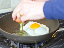 Consumir ovos: especialistas compartilham dicas "inusitadas, mas comuns" para potencializar seus benefícios