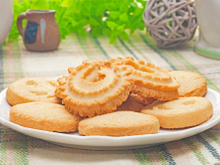 Esses biscoitos caseiros derretem na boca e você precisa fazer: massa amanteigada, textura crocante e sabor irresistível