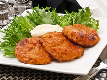 Hambúrguer de Peixe com Salsaretti Light