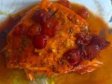 Salmão ao molho de morango