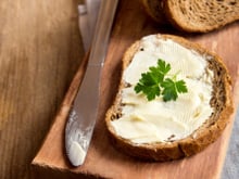 Requeijão, cream cheese creme de ricota: qual a diferença entre os 3 ingredientes e qual a opção mais saudável
