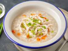 Dak Juk: mingau coreano de frango e arroz perfeito para os dias frios