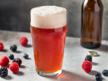 Cerveja de espinafre, de morango e até com chantilly! Veja as cervejas diferentonas que o TudoGostoso provou na Mondial de La Bière