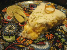 Textura e sabor na medida: esse bolo de limão cremoso úmido é sensacional, a sobremesa perfeita para qualquer ocasião!