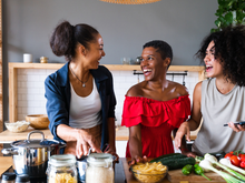 Este fogão de 6 bocas é do tamanho perfeito para cozinhar para todo o seu grupo no Carnaval