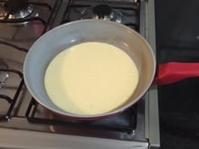 Pão de queijo de frigideira