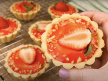 Aprendi com minha vizinha essa tortinha de morango melhor que de padaria e muito fácil de fazer!