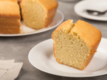 Aprenda o segredo do bolo caseiro que não sola e fica bem fofinho