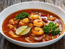 Como fazer caldo de camarão caseiro com uma receita simples, rápida e fácil?